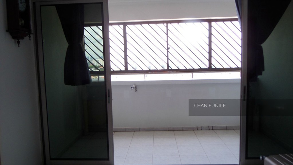 Blk 112 Lengkong Tiga (Bedok), HDB 5 Rooms #175566212